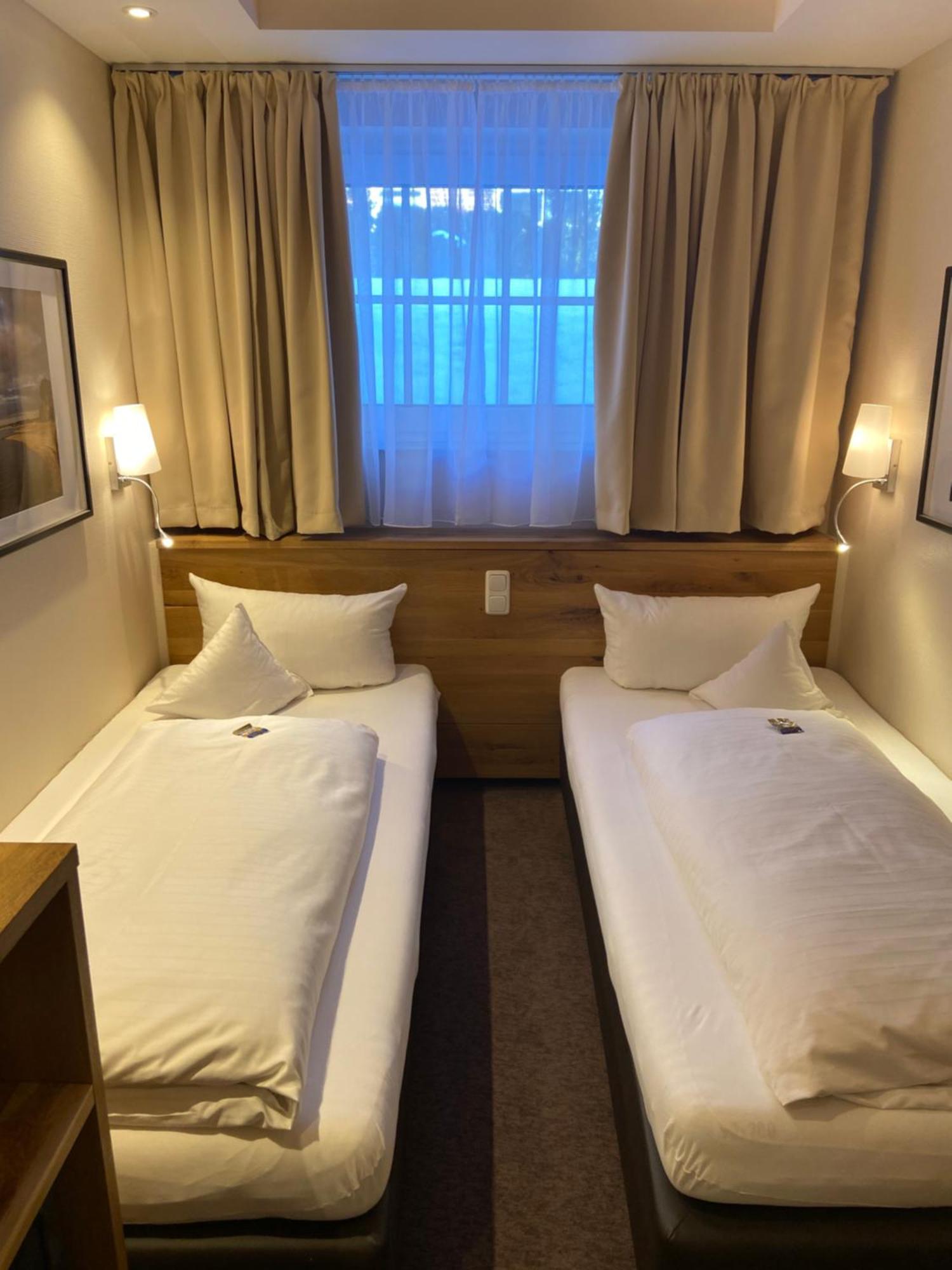 ペーターゼンス ラントハウス ホテル シャルボイツ 部屋 写真
